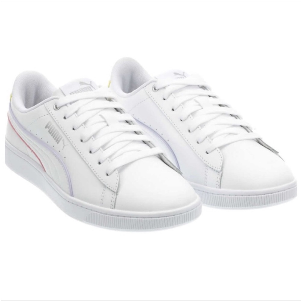 Brand new in box! Puma Vikky V2 Sneakers